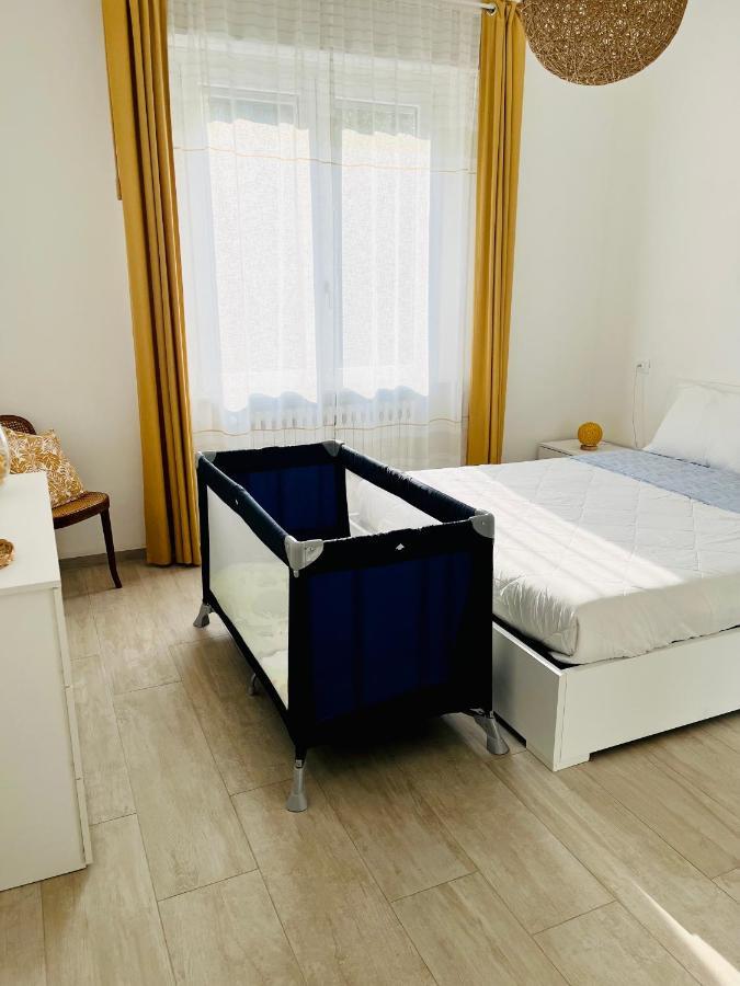 Marina Centro Harbor Apartment Rimini Exterior photo